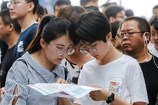 马内：法比尼奥是我最好的朋友之一，场上交手对我俩都非易事